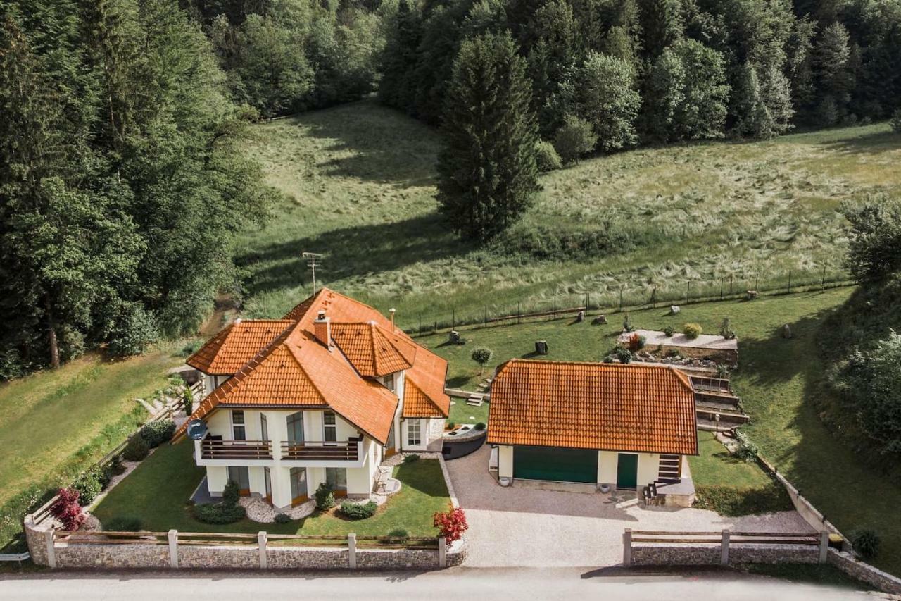 House Of Adventure - The Base To Explore Slovenia Laze v Tuhinju Extérieur photo